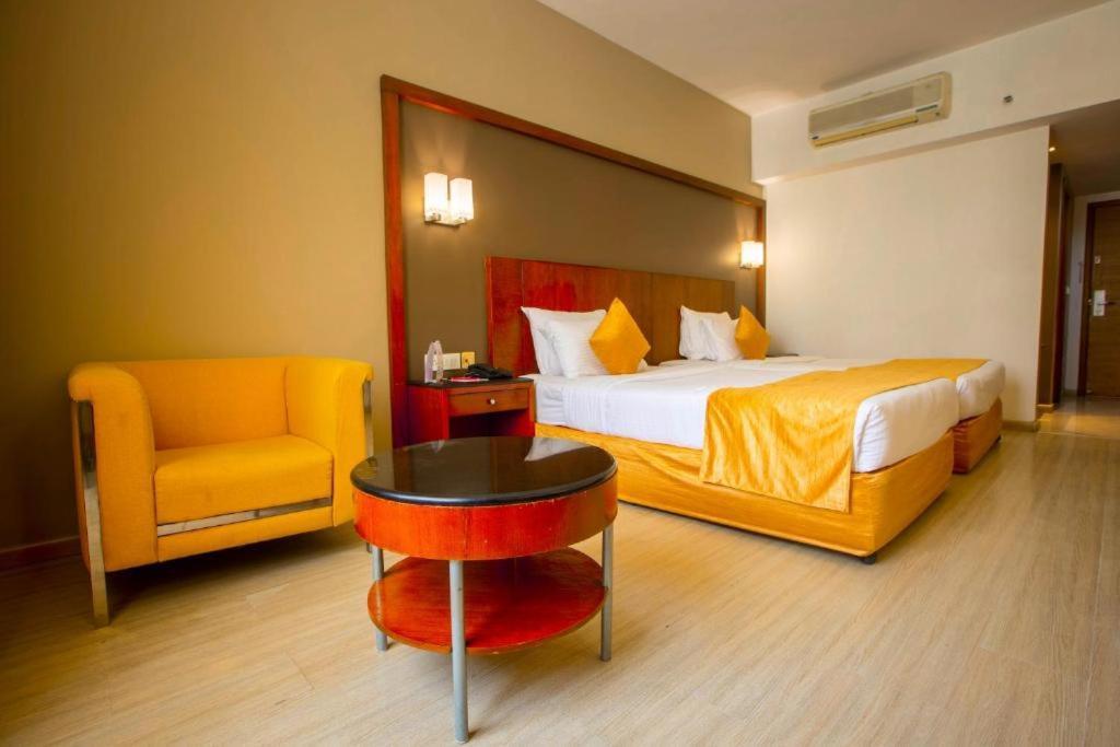 Hotel Evoma Bangalore Exterior foto