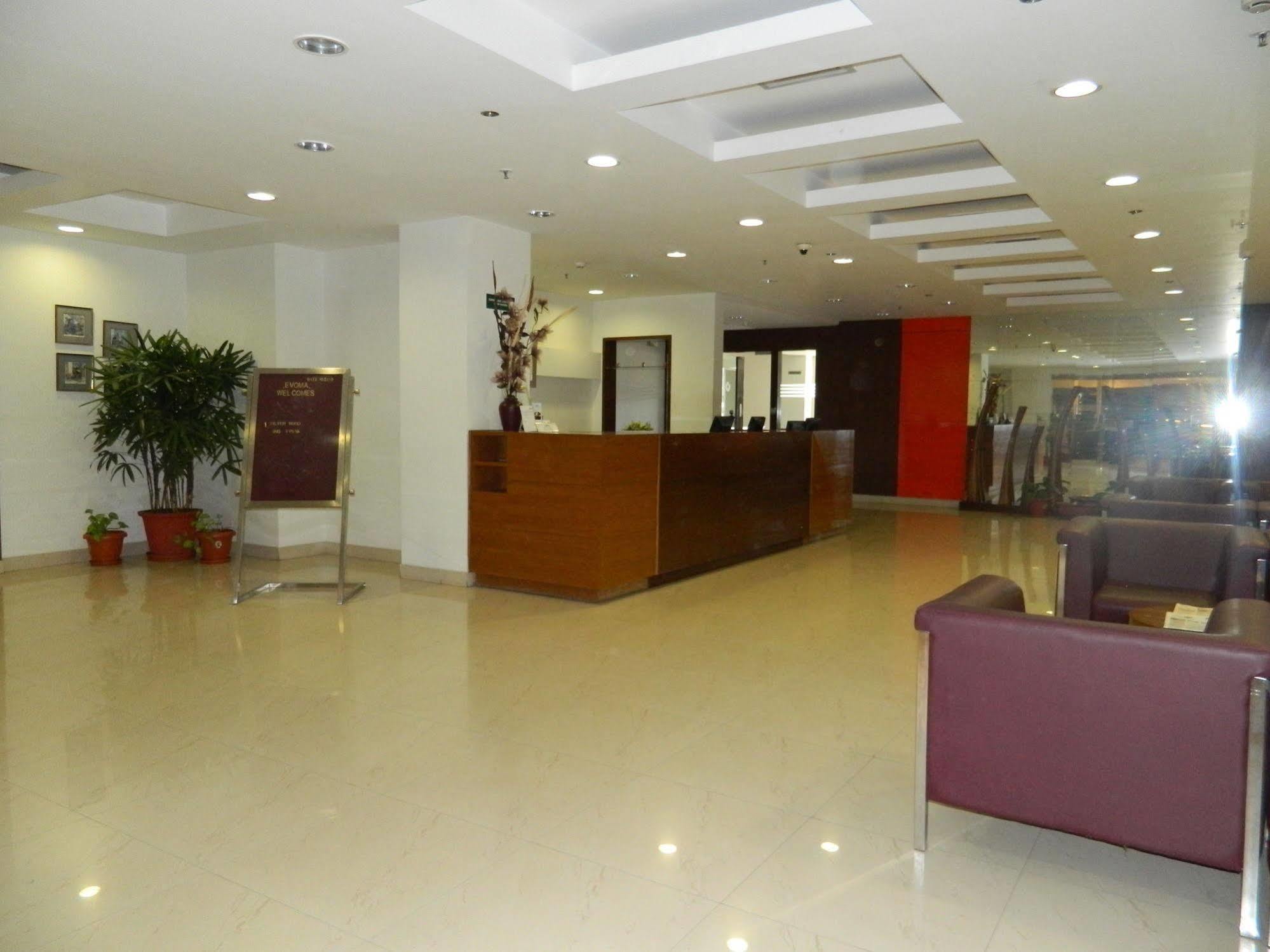 Hotel Evoma Bangalore Exterior foto